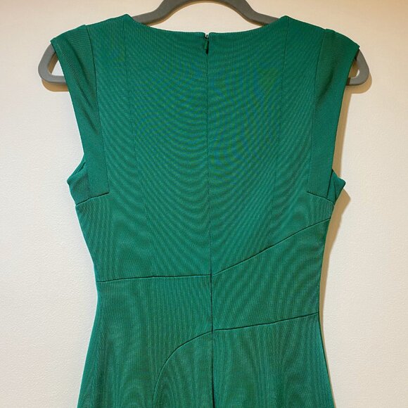 Karen Millen Elegant Bright Green V-Neck Structured Pencil Dress - Size 4 - Picture 9 of 16